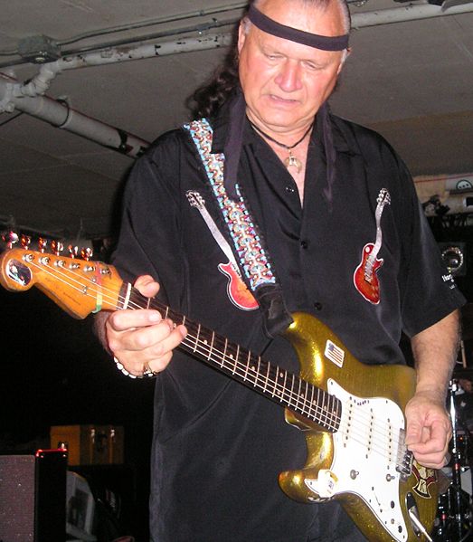 523px-dick_dale.jpg 523px-dick_dale.jpg