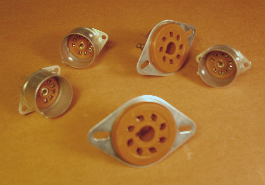 Tube Amplifier Crackling Noises What to Look For